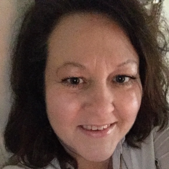 Meet your Posher, Roxane - Picture 1 of 1